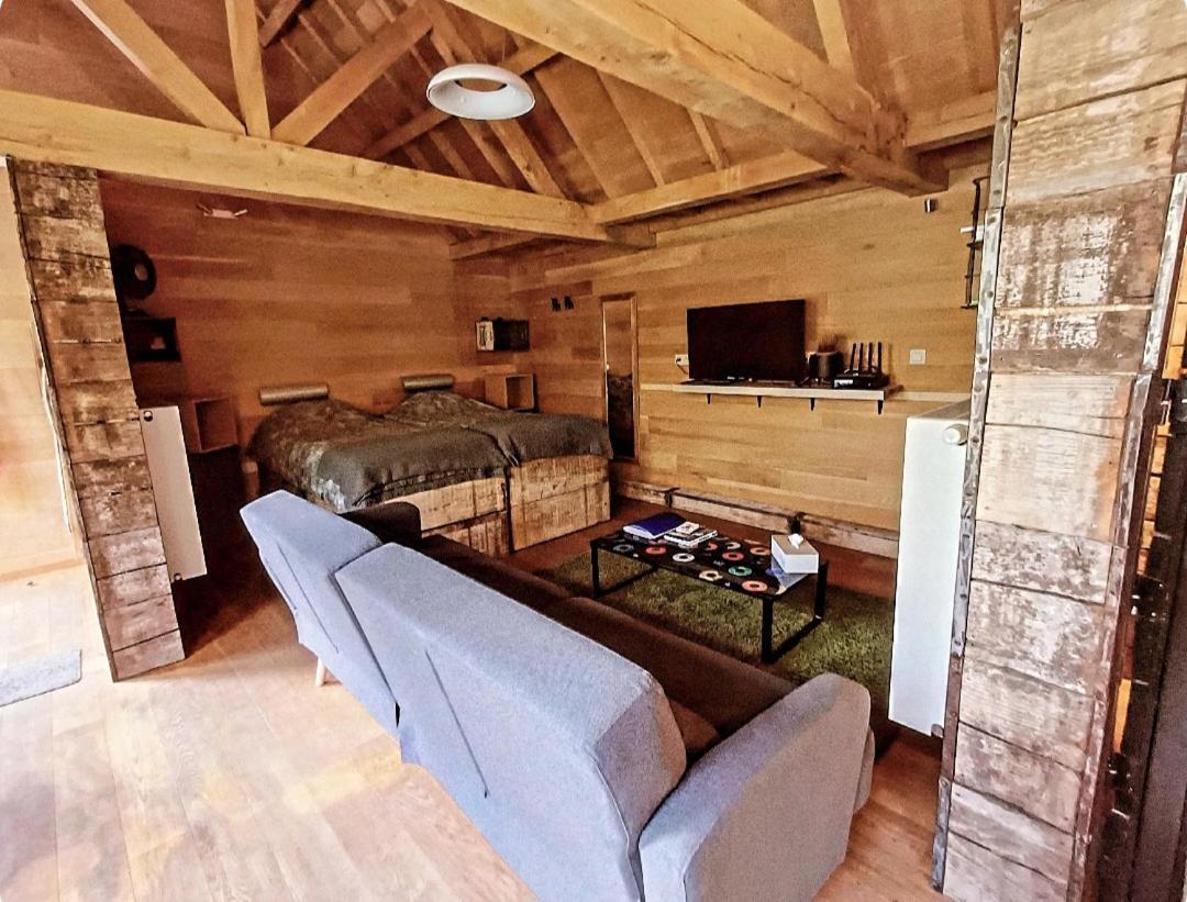 De Linderd Bed & Breakfast อาลสท์ ภายนอก รูปภาพ