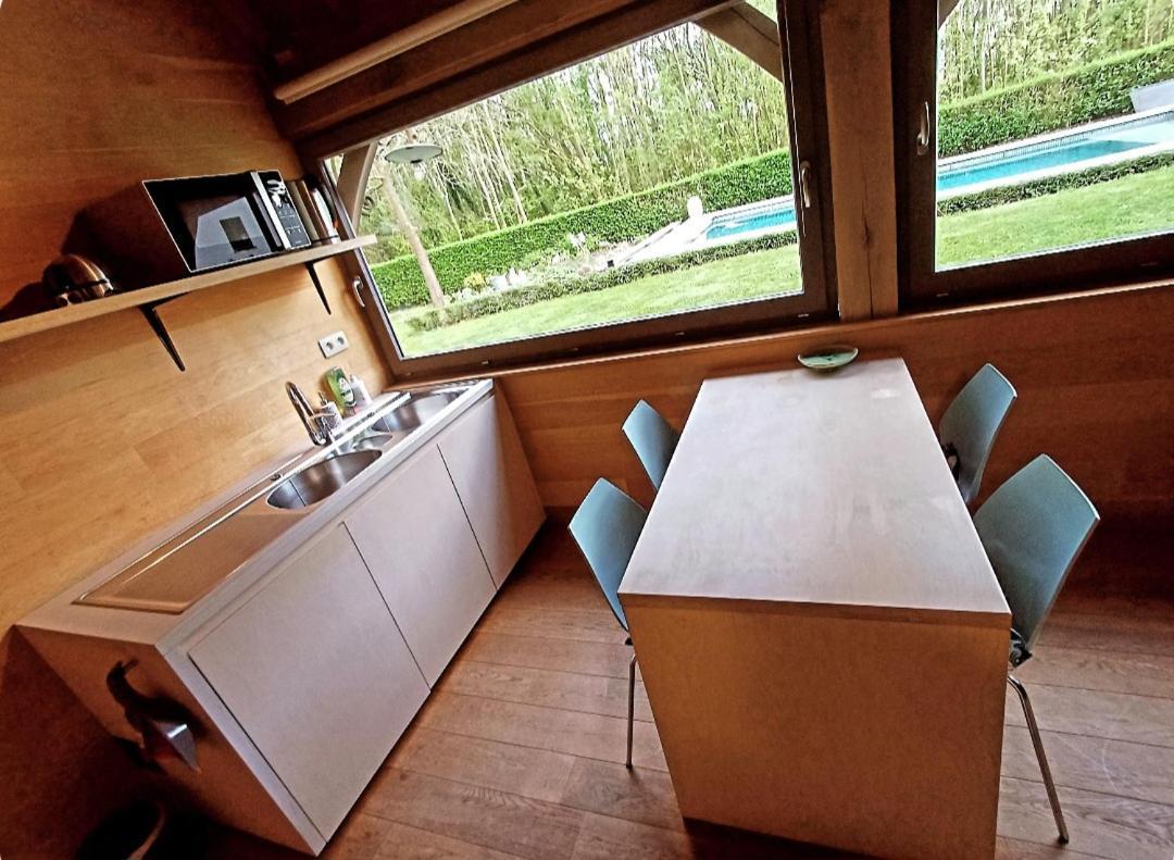 De Linderd Bed & Breakfast อาลสท์ ภายนอก รูปภาพ